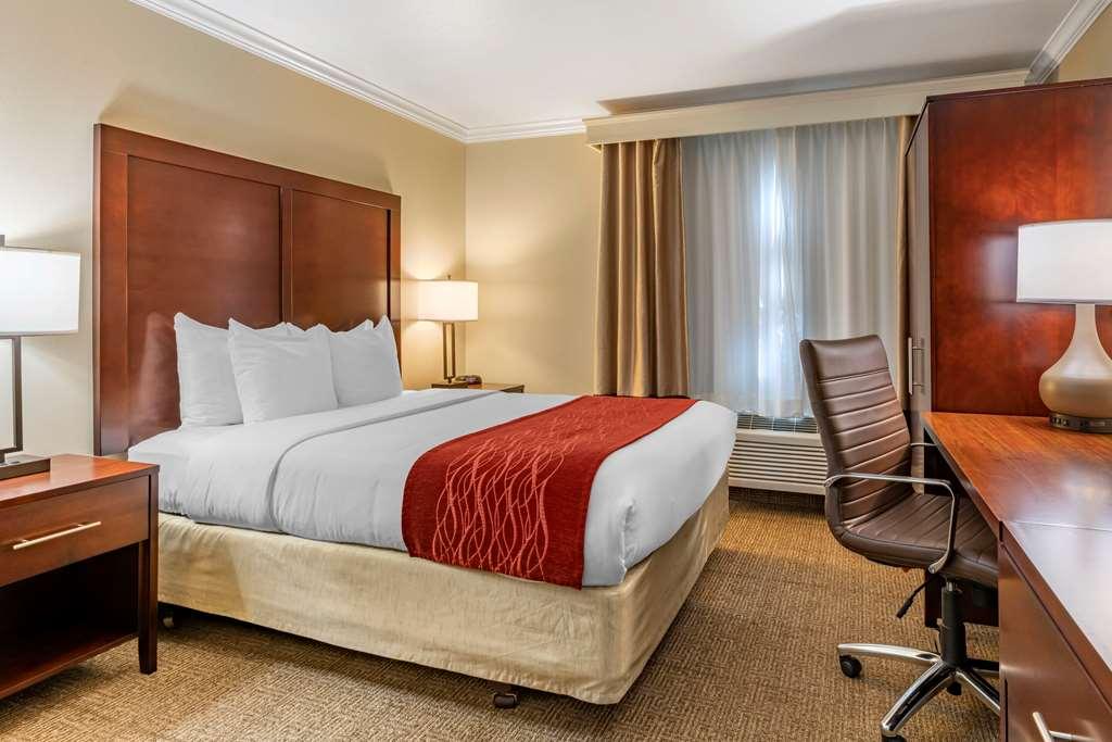 Comfort Inn Columbia Gorge Далз Стая снимка